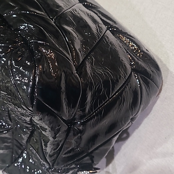 PRADA Vernis Chevron Dome Satchel in Nero Bowler Handbag W/ Shoulder Strap MINT - Picture 11 of 16